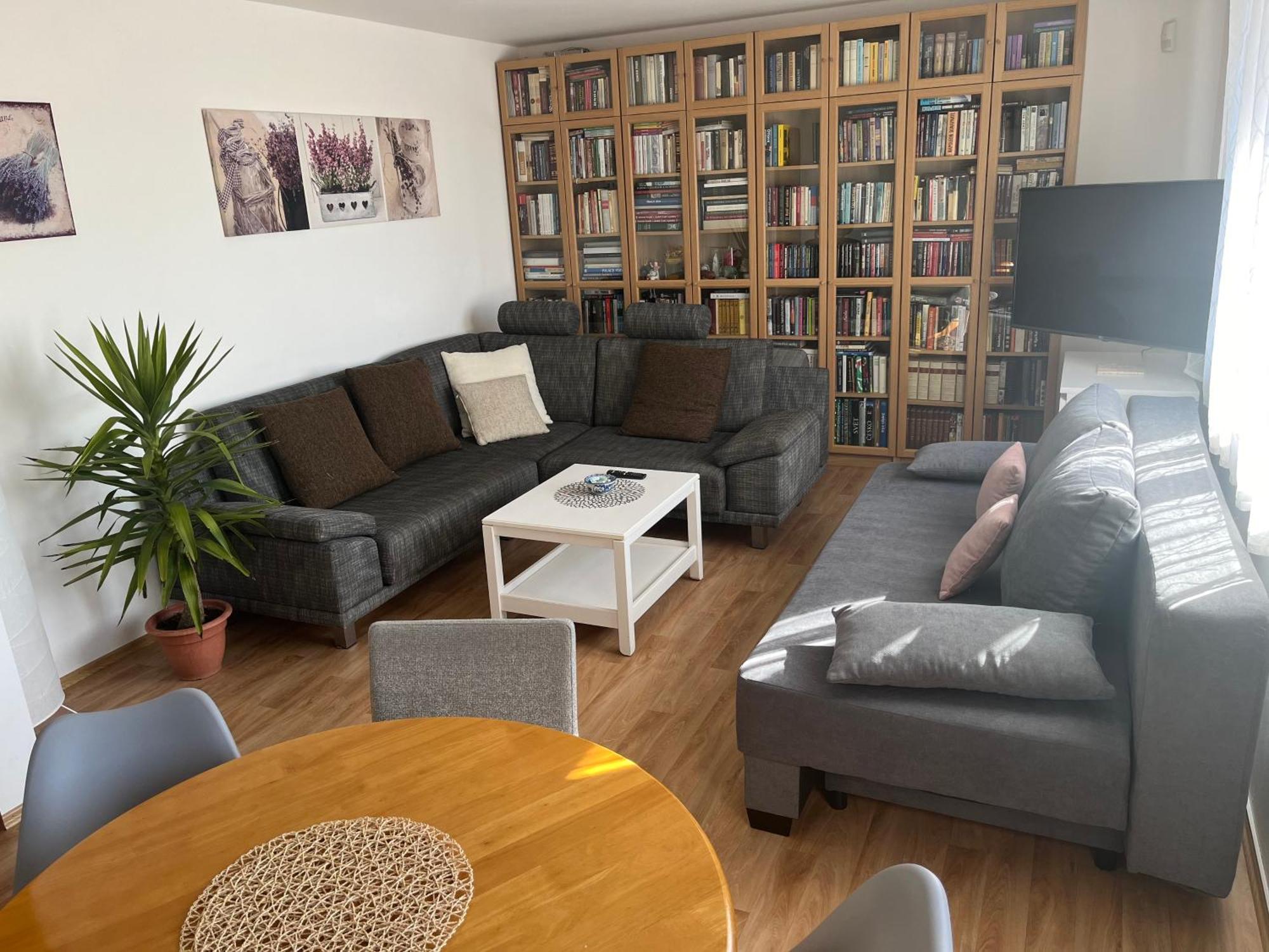 Apartman S Wellness Sluzbami Čerčany Εξωτερικό φωτογραφία